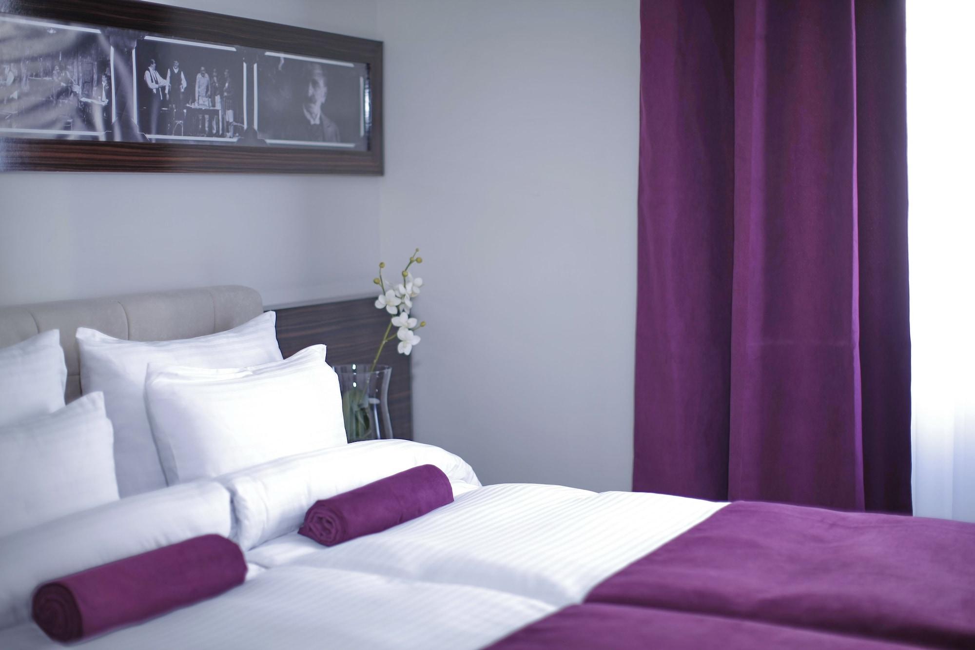 Hotel Theater Belgrade Garni Exteriör bild