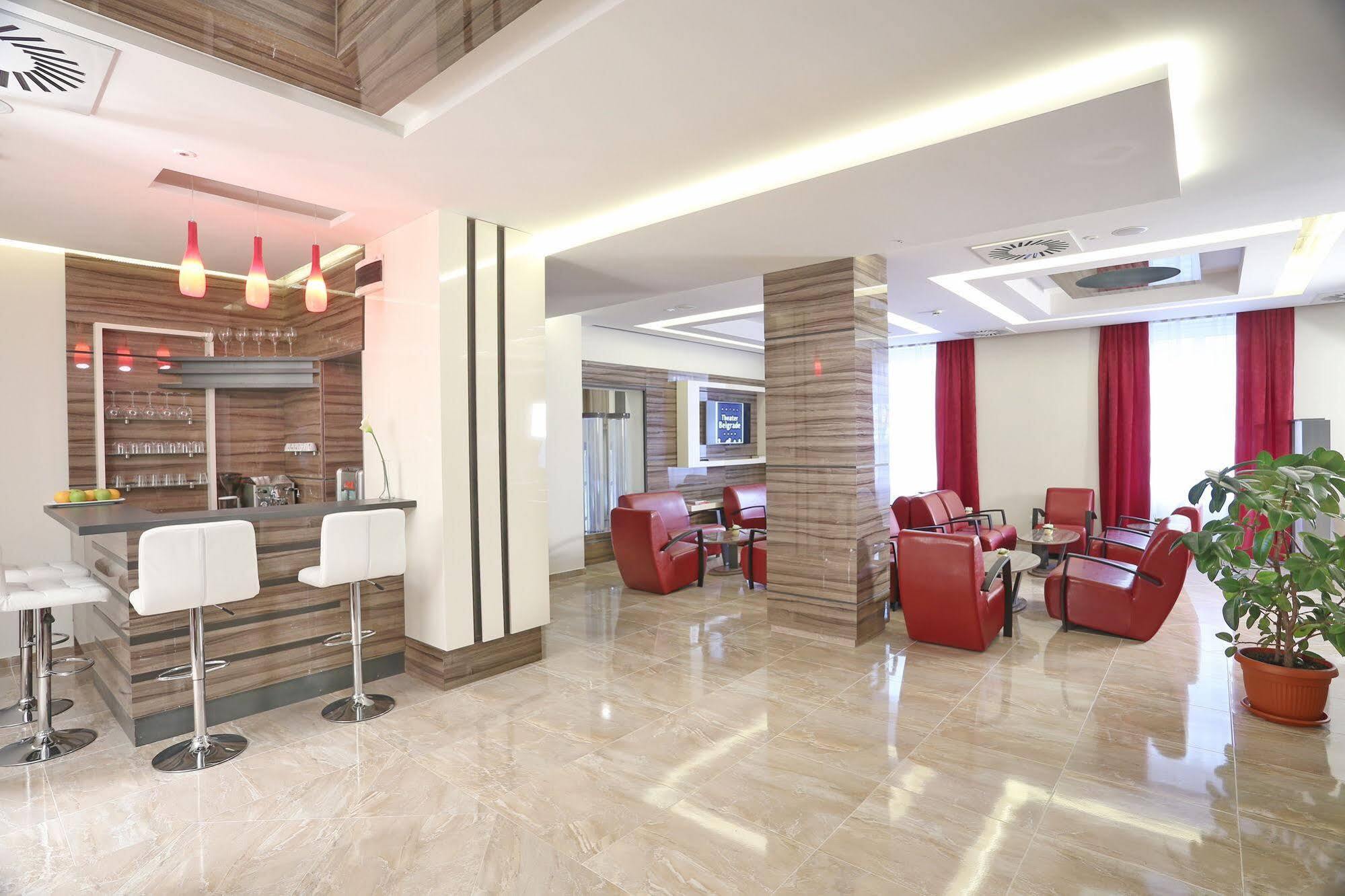 Hotel Theater Belgrade Garni Exteriör bild